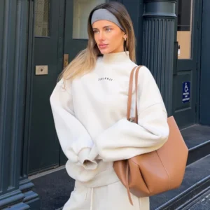 Oversized Turtleneck Sweatshirt Creme White