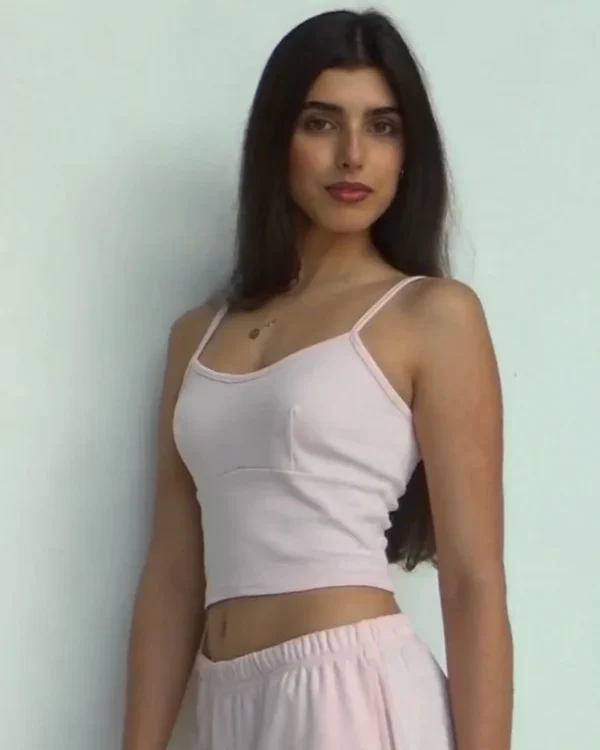 the 100% organic cotton strap top